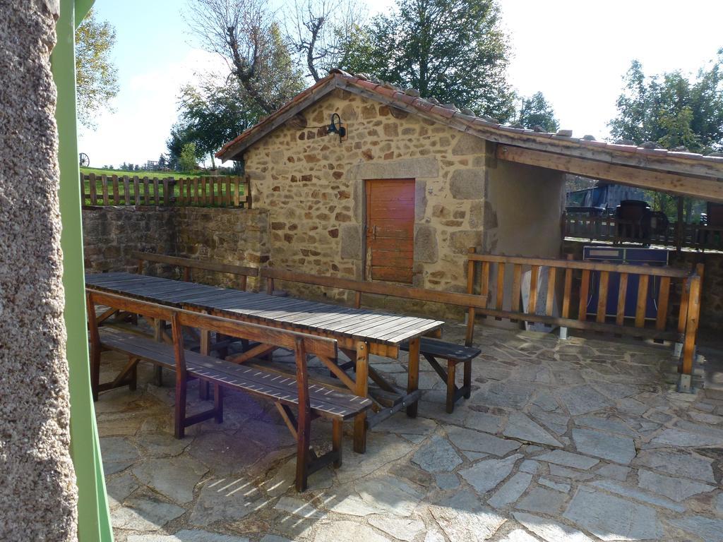 Hôtel Les Deux Freres à Échandelys Extérieur photo