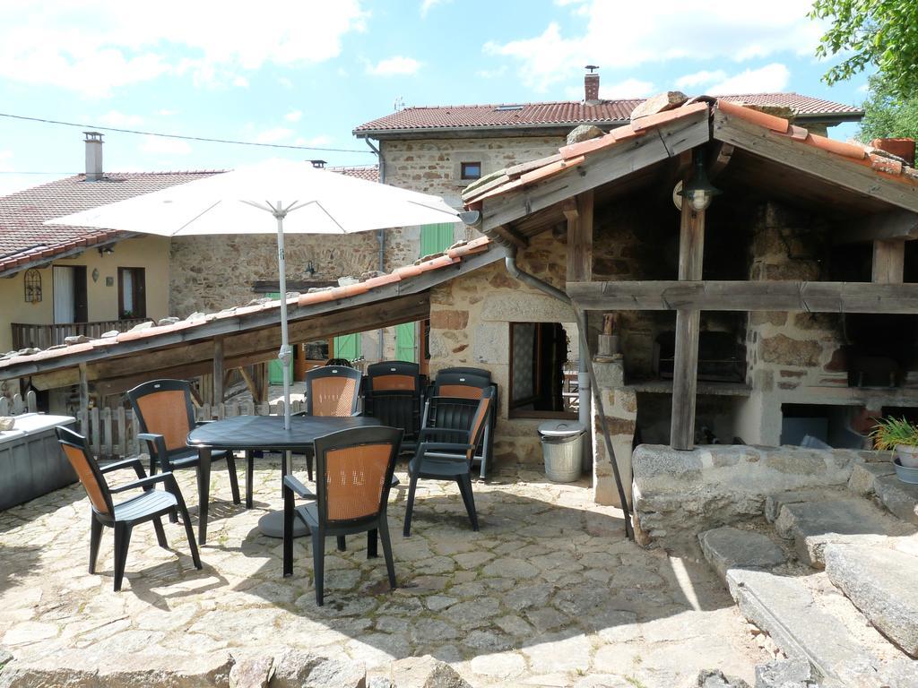 Hôtel Les Deux Freres à Échandelys Extérieur photo