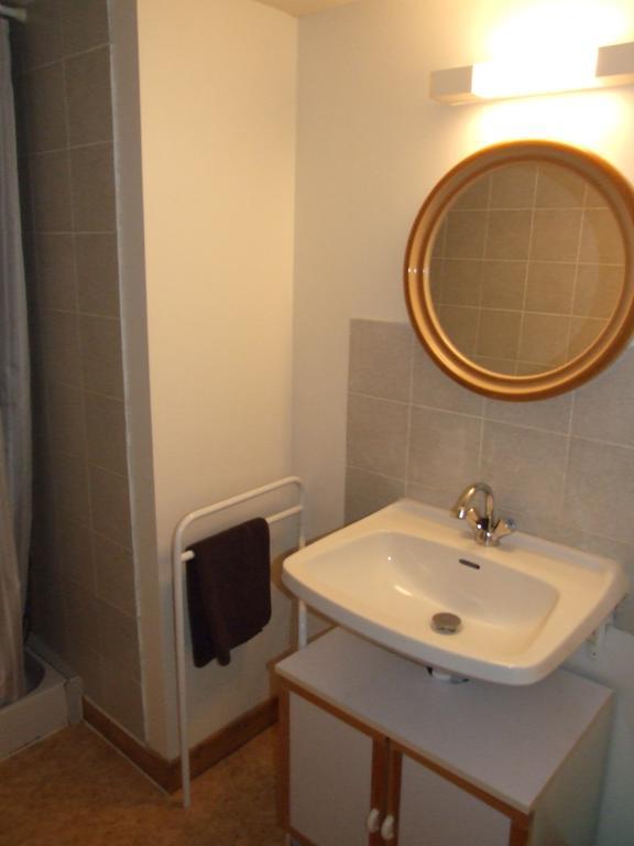 Hôtel Les Deux Freres à Échandelys Extérieur photo