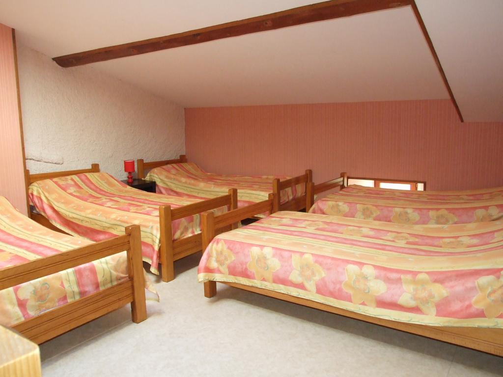 Hôtel Les Deux Freres à Échandelys Extérieur photo